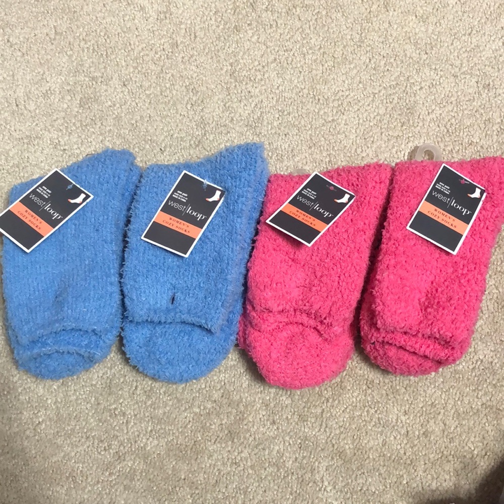 Women’s cozy socks